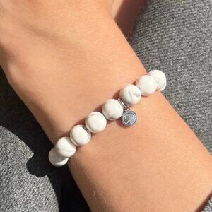 Otter Spirit Howlite Bracelet